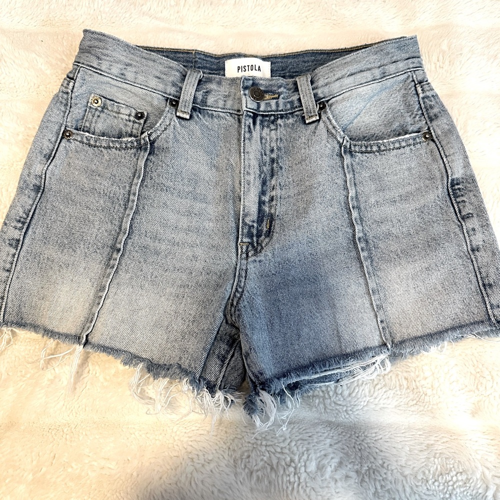 Pistola Shorts